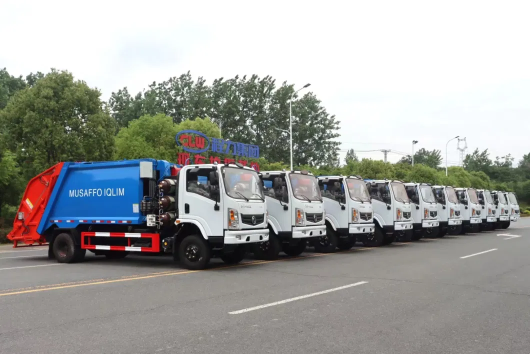 Dongfeng 7cbm 8cbm CNG Compressed Sanitary Garbage Truck 4X2 Drive LHD Natural Gas Compressed Garbage Truck