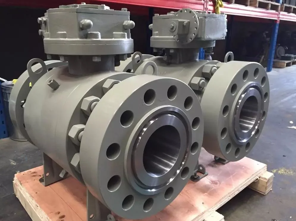 API 6D 3PCS A105 /F304/F316 Reduced Bore Gear Operated Flanged Ends Trunnion Mounted Ball Valve