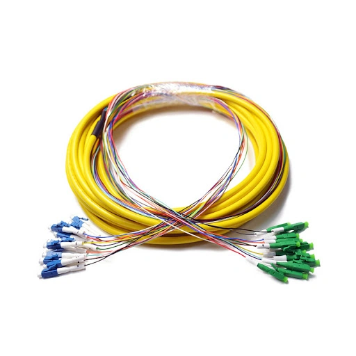 12 24 48 Cores Fiber Optic Cable Distribution Fiber Cable Kevlar Yarn G652D Mode Patch Cord MPO