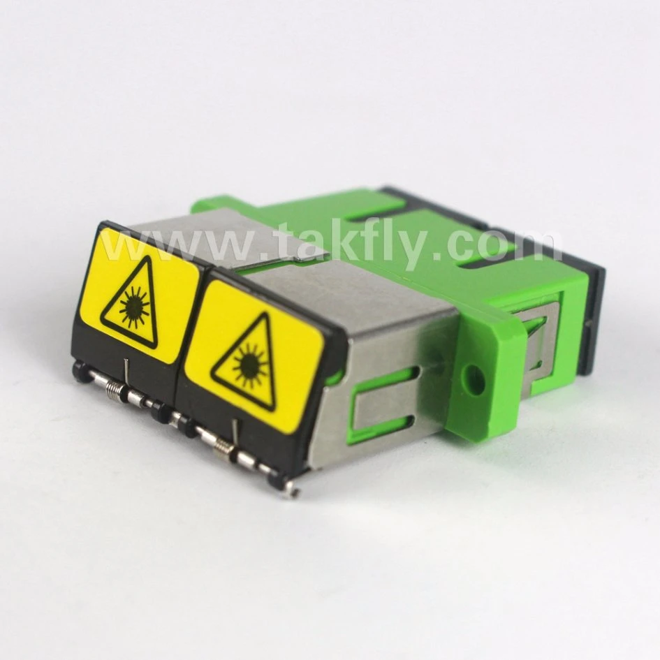 Single Mode Simplex Sc/APC Fiber Optic Adapter with Shutter and Shrapnel