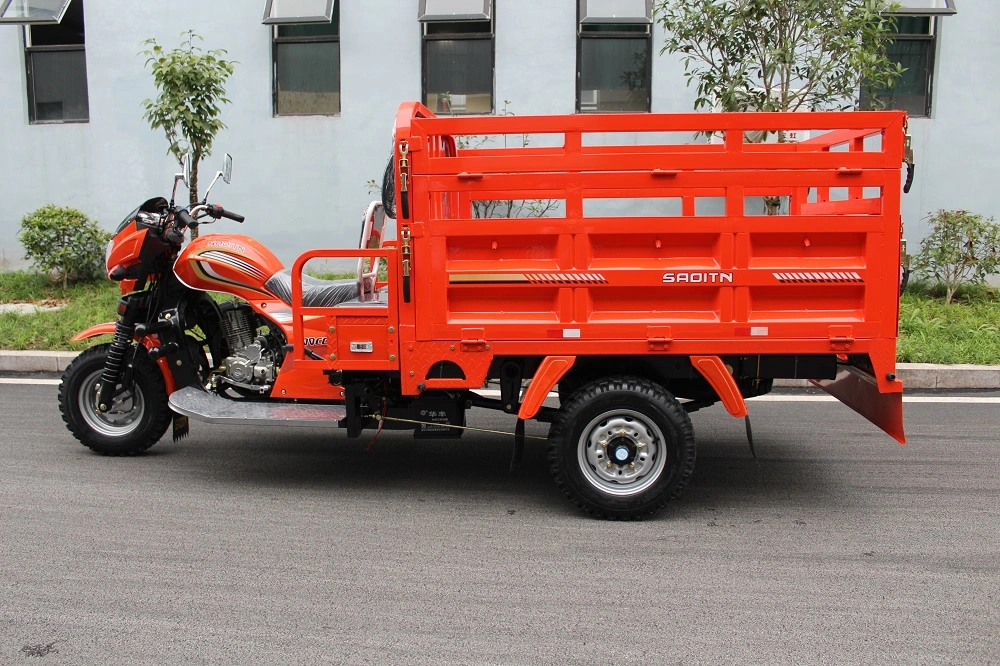 Motorized Five Wheeled Motorcycle with Powerful Lifan Engine