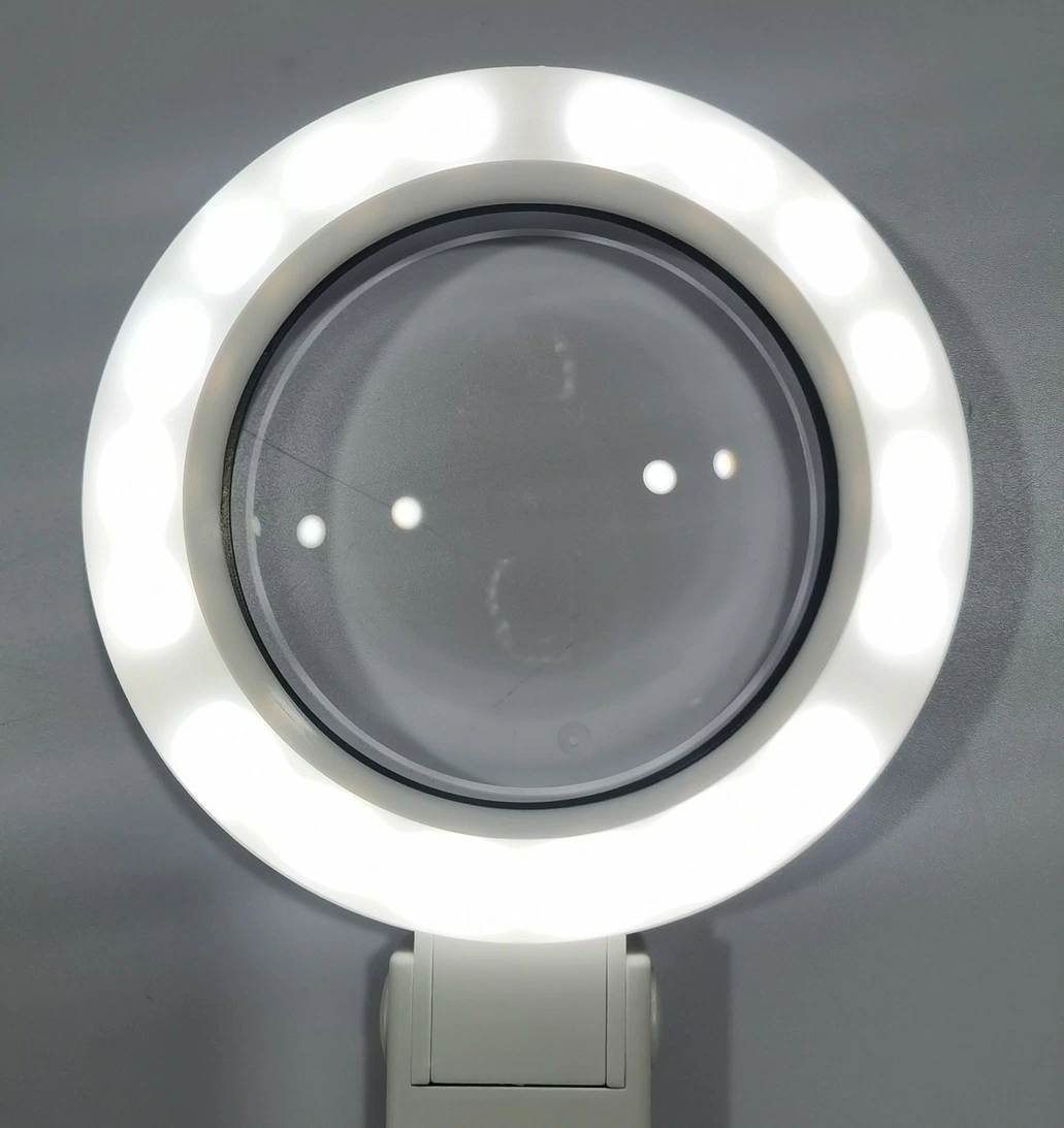 18 LED Multifunctional Handheld Magnifier Fordable Magnifying Glass with Magnet
