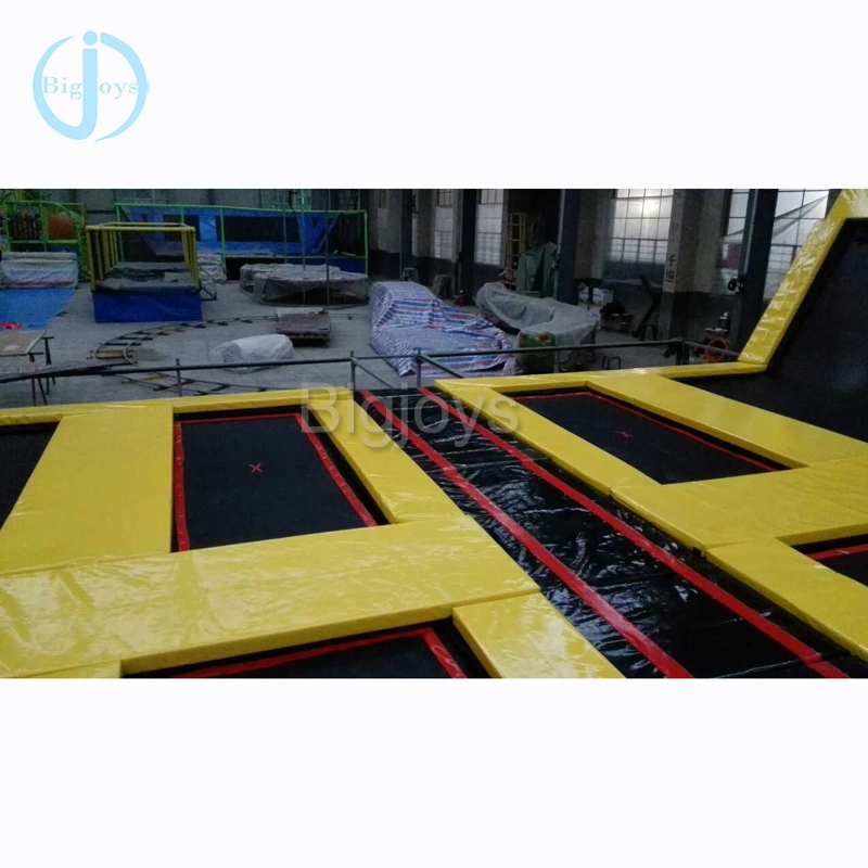 Medium Size Indoor Trampoline Park for Kids (BJ-L001)