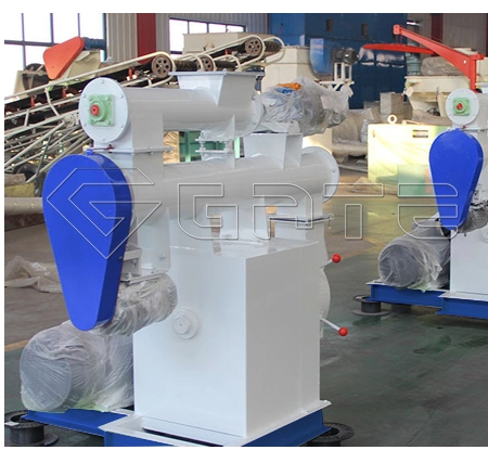 Gate 0.8-1t/H Industrial Large Capacity Wood Pellet Machine Diesel Engine Feed Pellet Machine Ring Die