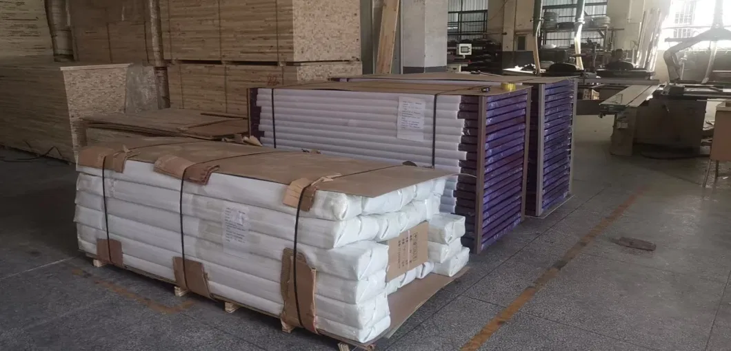China Top Manufacturer Custom High Quality Bedroom Door Internal Room Door Design Modern Interior Wooden Door