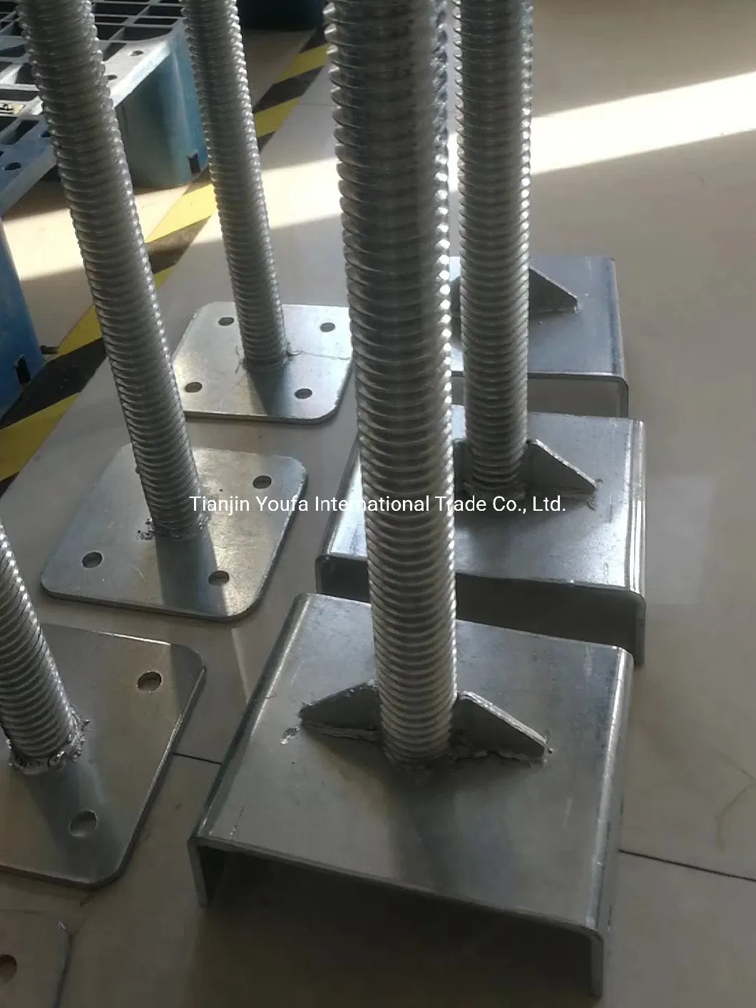 Youfa Brand Scaffolding Screw Jack Base with U Head Accessories