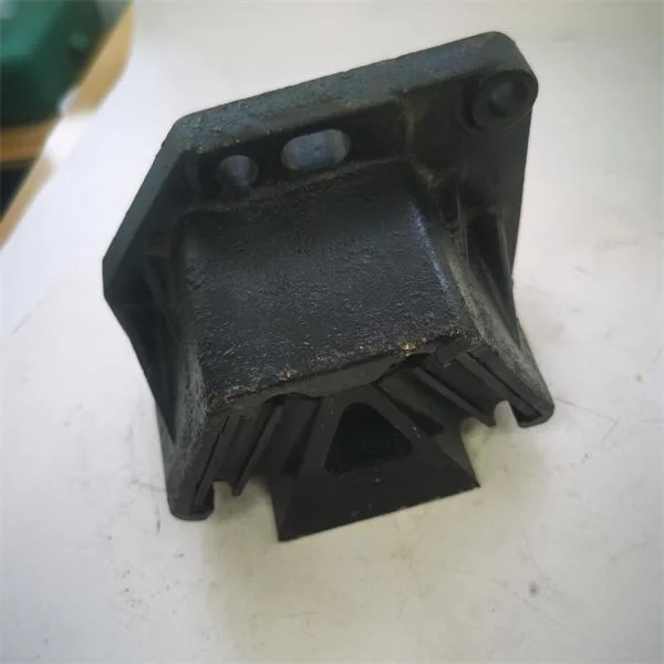 Sinotruk HOWO Light Truck Spare Parts Engine Front Support Dz95259590116