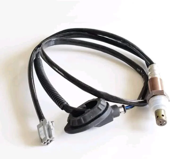 Yueyang High Quality Autoparts Exhasut Car Modified Stainless Steel Catalyst Exhaust Muffler Universal Oxygen Sensor