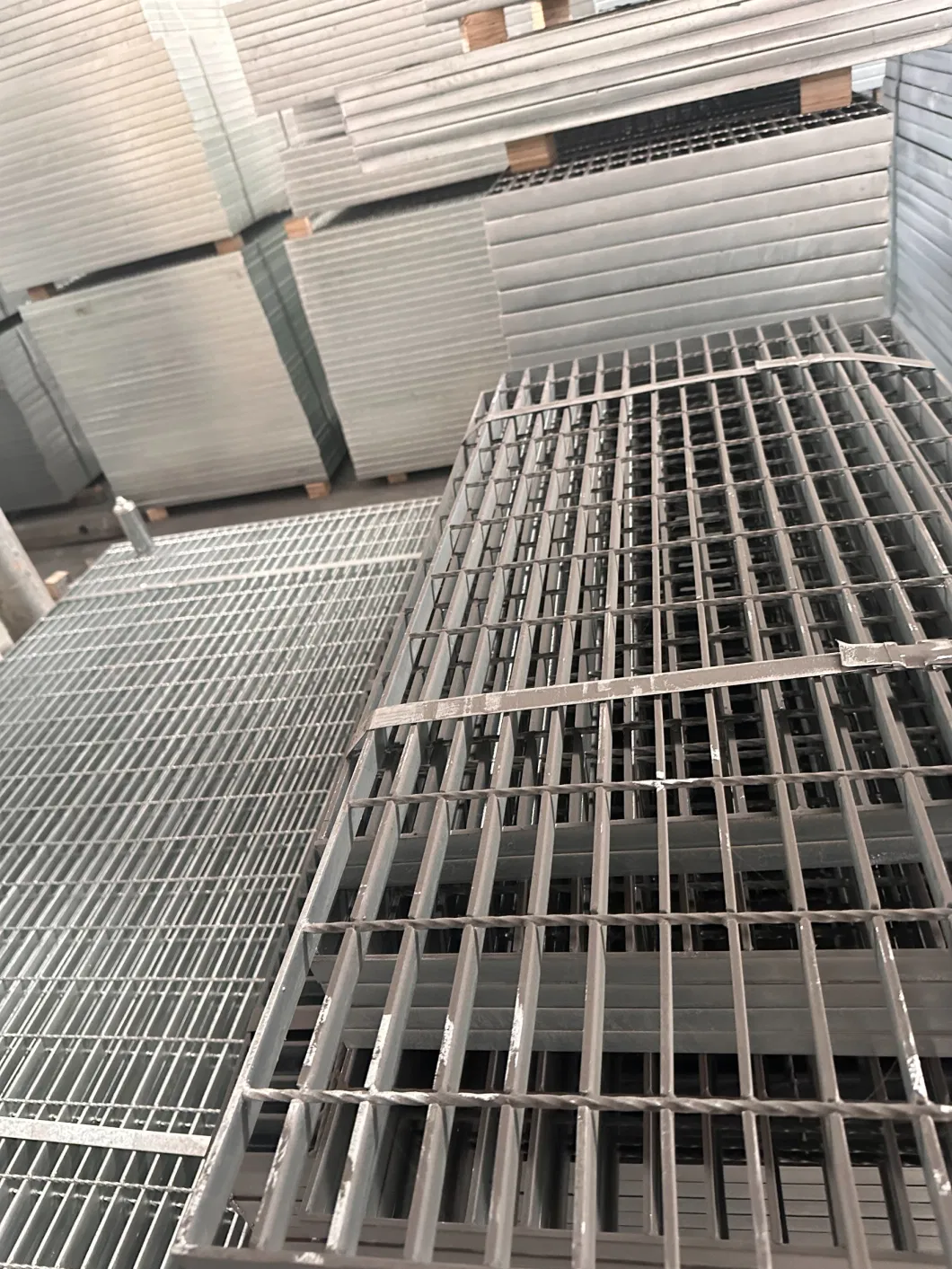 Galvanized Steel Grating Standard Sizes for Parking