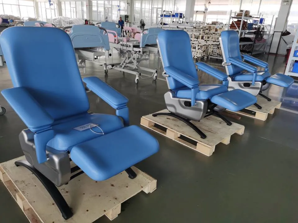 Hostpial Strechable Manual Adjusted Dialysis Chair with Armresrt