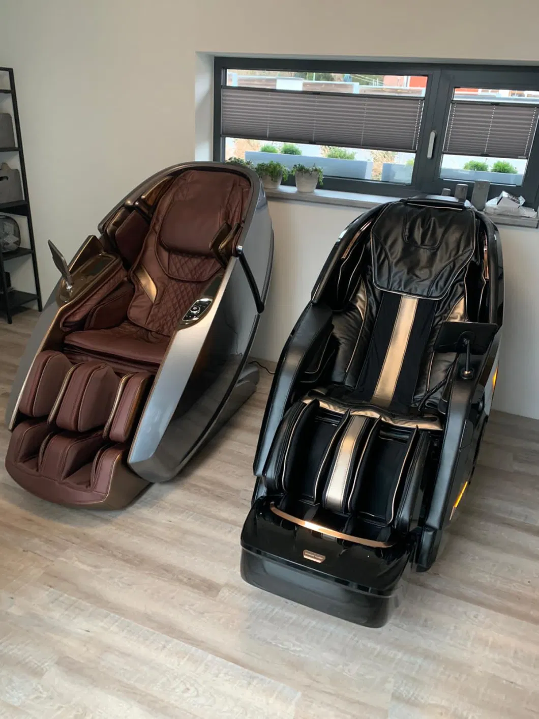 Luxury 4D Adult Sex Shiatsu Massage Chair with Full Body Airbags