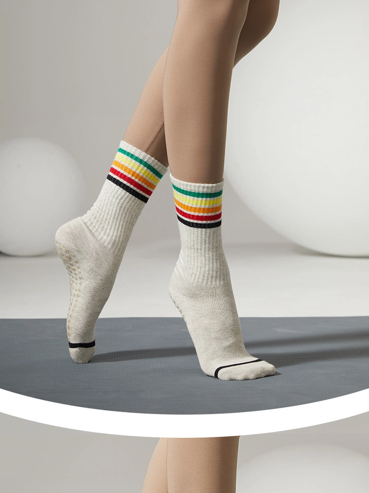 Custom Logo Yoga Sock Hot Sale Women High Quality Striped MID-Barrel Yoga Socks