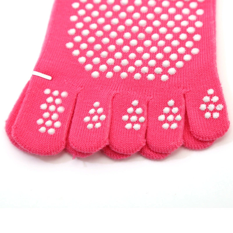 Non-Skid Five Toe Socks Yoga Anti-Slip for Women with Grips Ci13011