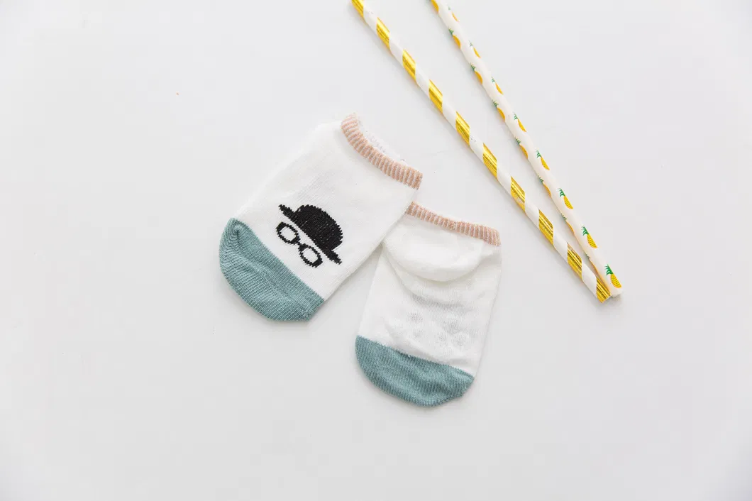 Cartoon Spirit Floor Children&prime;s Silicone Non-Slip Invisible Baby Boat Socks