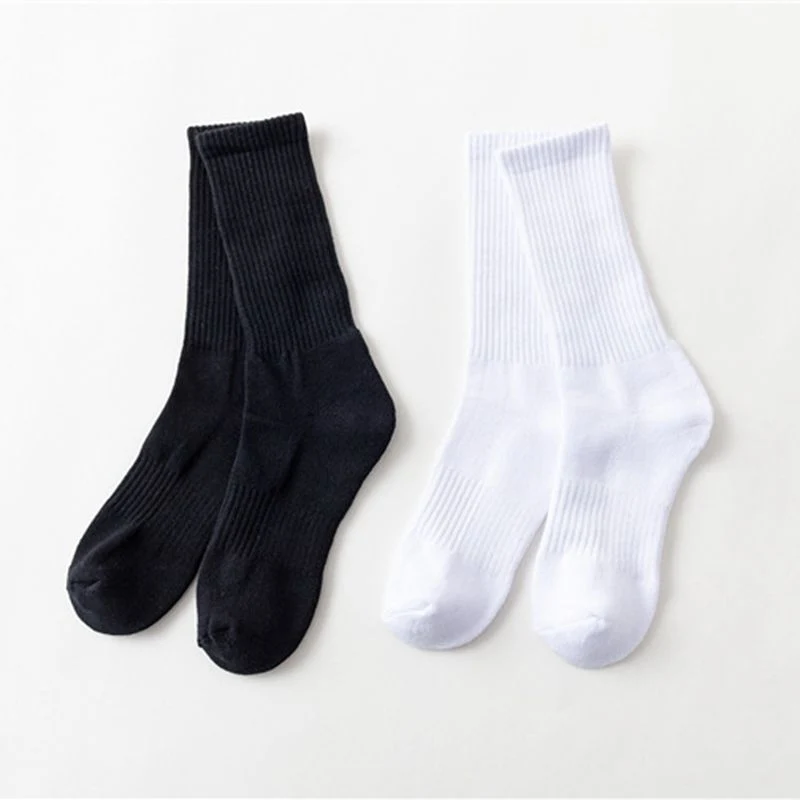 Hot -Selling Autumn and Winter Men&prime;s Socks English Personalized Middle Stockings