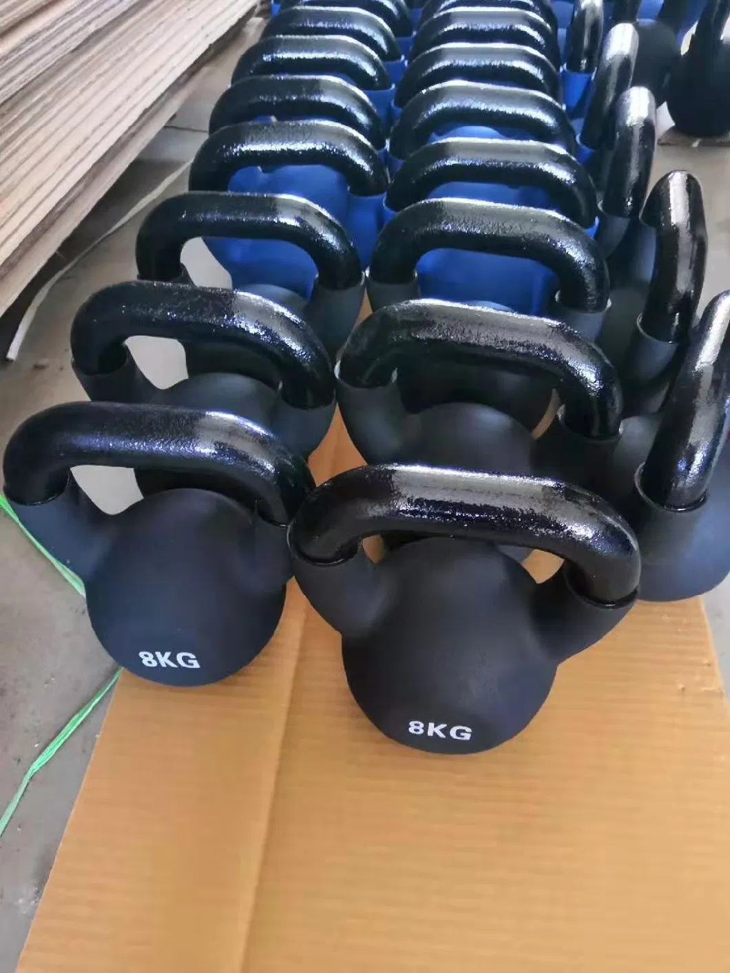 Fitness Gym Equipment PVC Coated Kettlebell for Exercises