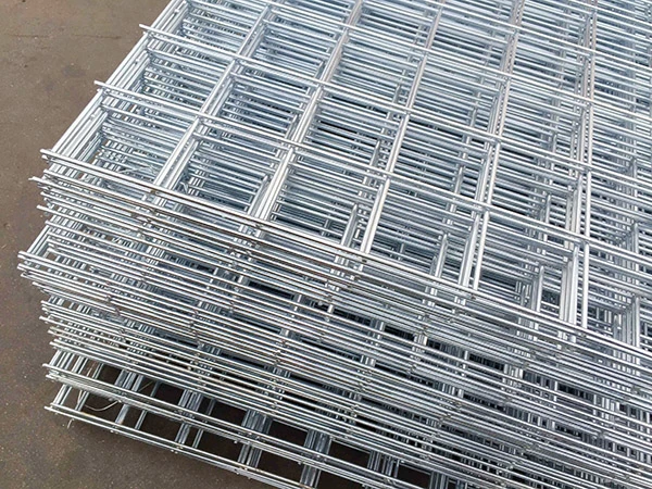 Hot DIP Galvanized Welding Wire Iron Mesh Panels