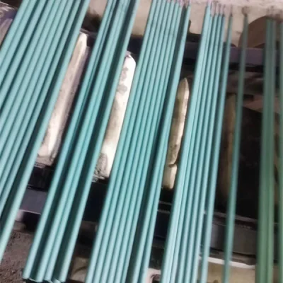 Soldadura de la fábrica de suministros de material de acero de Stick temperatura E6013/GB E4313/J421 Fabricante de material de soldadura de barcos OEM