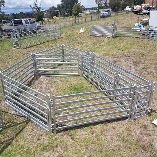 China Low Cost Metal Oval Goat Livestock Sheep Yard Panel