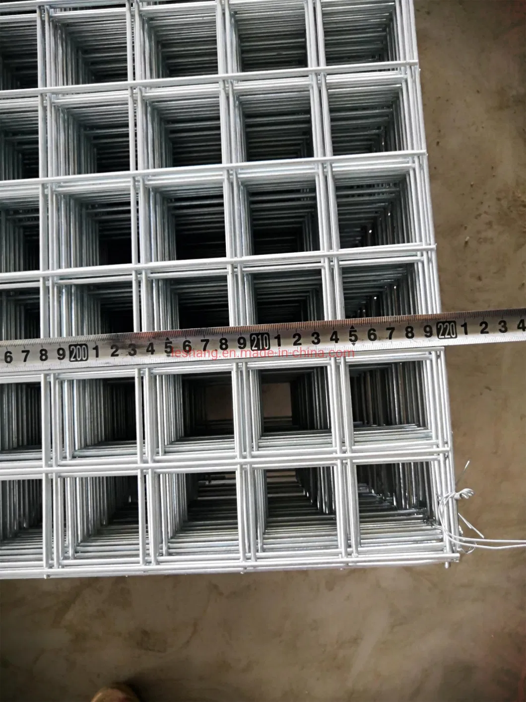 Galvanized /PVC-Coated /Stainless Steel Welded Wire Mesh for Fencing