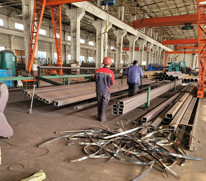 High Quality Low Price Factory Square Tubing Galvanized Steel Pipe Iron