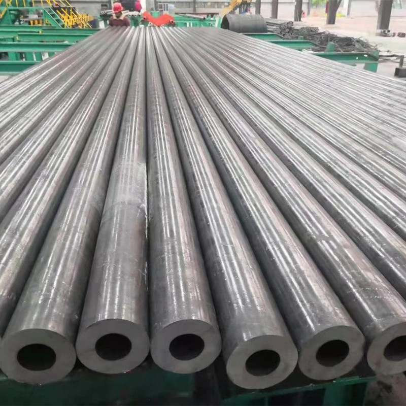 Carbon Seamless Steel Pipes ASTM A106 A53 A160 St37 St52 1020 Round Alloy Carbon Seamless Steel Pipe/Tube Carbon Steel Pipe Custom Size Steel Seamless