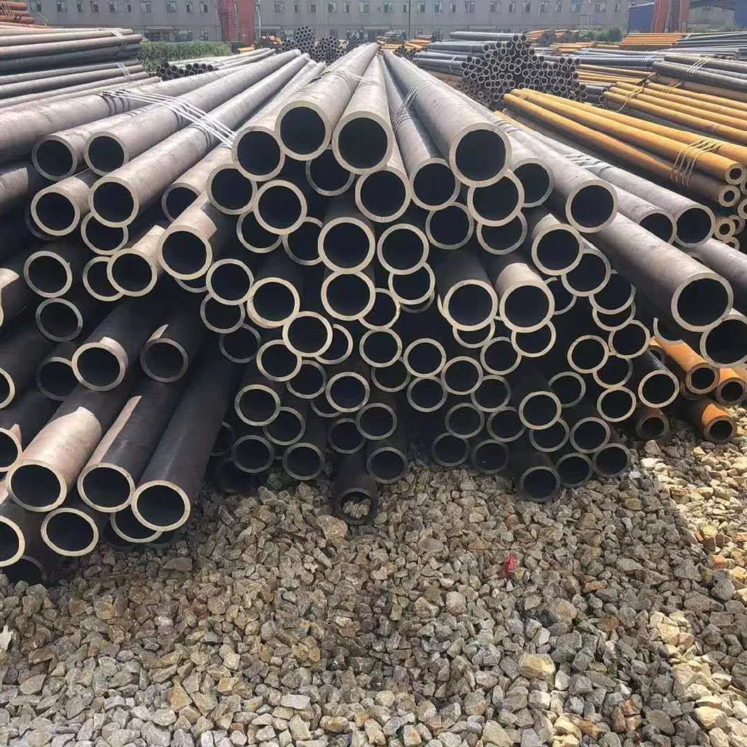 Carbon Seamless Steel Pipes ASTM A106 A53 A160 St37 St52 1020 Round Alloy Carbon Seamless Steel Pipe/Tube Carbon Steel Pipe Custom Size Steel Seamless