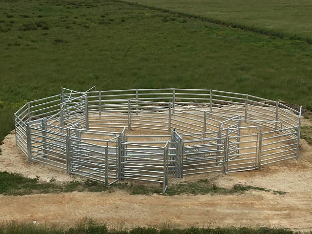 8.6m Horse Panel and Gates Round Pen Horse Yards Panels Stockyard Systems Horse Yards