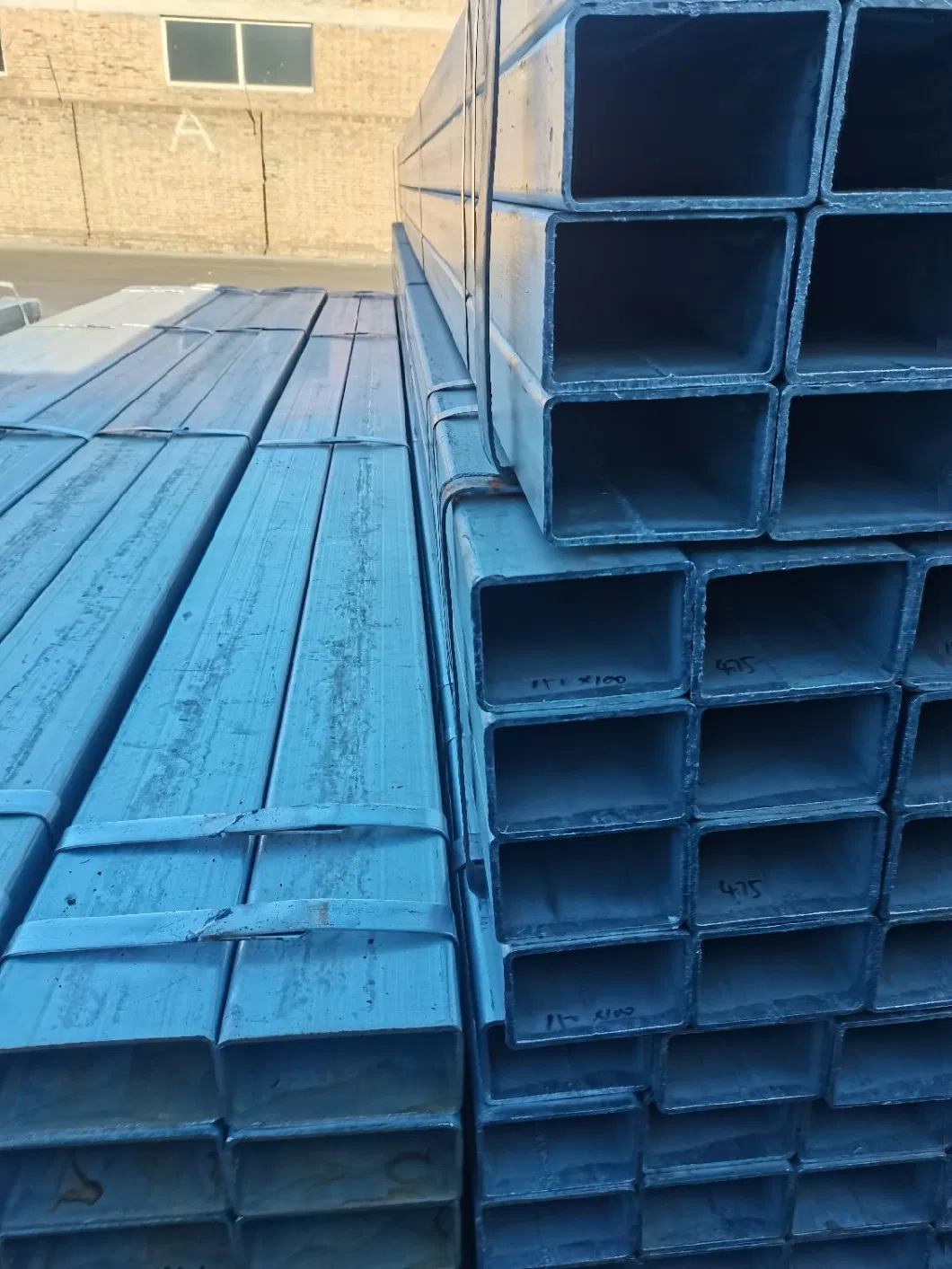 GB Q235 Ms Hot Dipped Galvanized Rectangular Square Steel Hollow Tubing