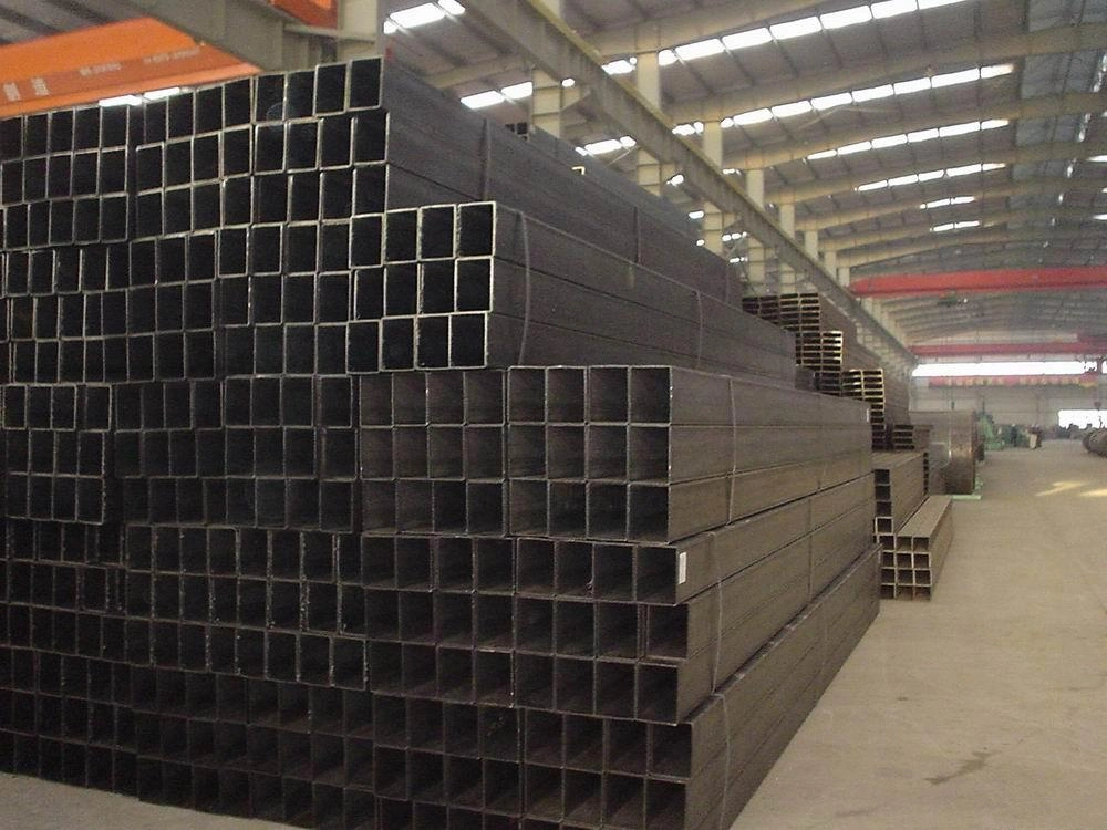 Q235B Q355b Black Hollow Section Carbon Steel Pipe Square Metal Tube