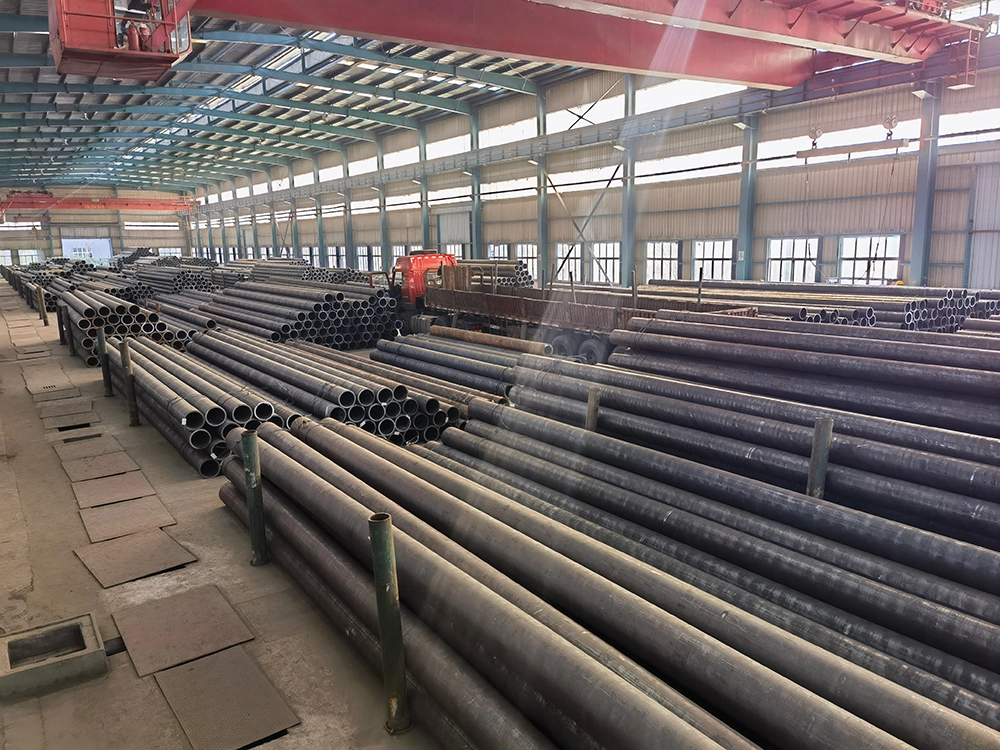 Eue Tubing Sch40 32 Inch Q235 A36 Oil Gas Casing Pipes Carbon Steel Pipe Tube