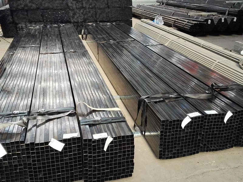 ASTM A500 Black Annealed Iron Ms Square Rectangular Tube Prices Sizes