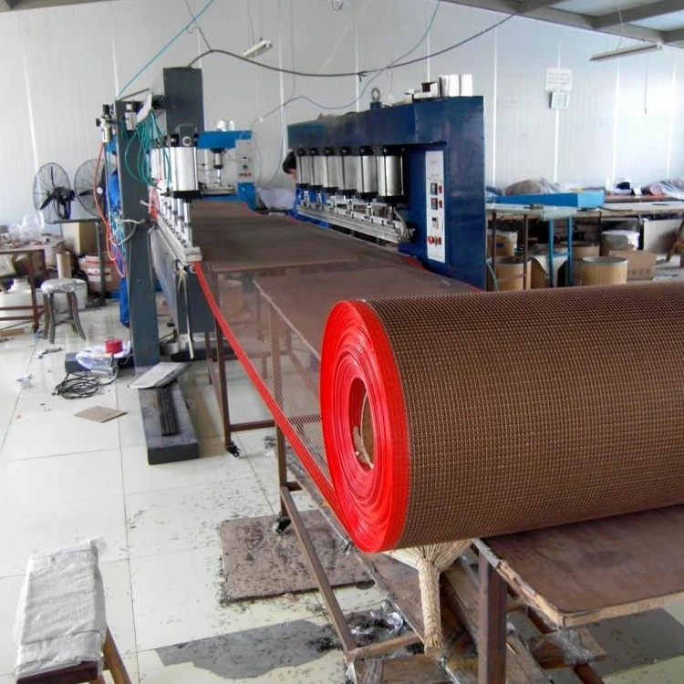 China Factory Direct Supply PTFE Coated Fiberglass Mesh Conveyor Belt