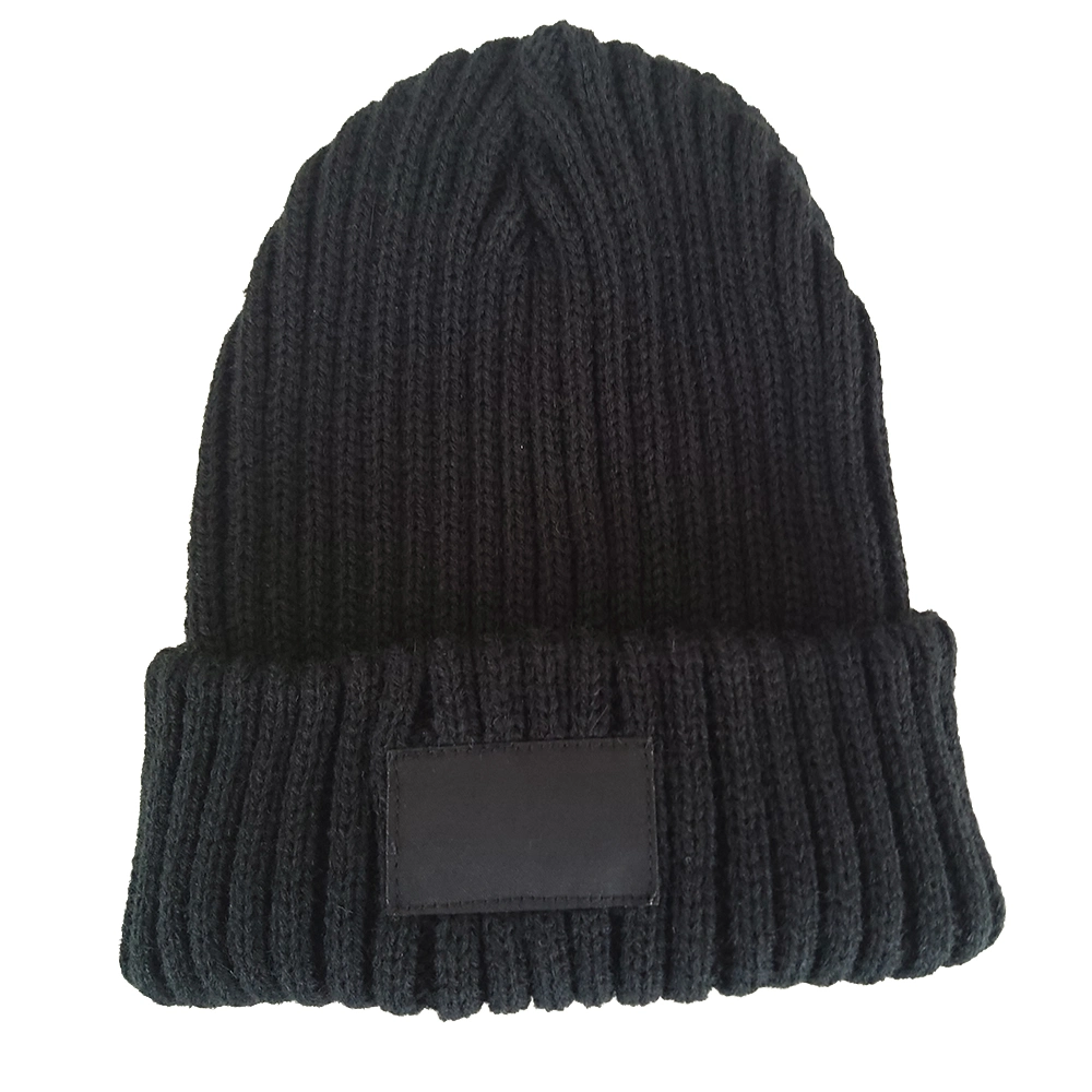 Sports Football Bobble Knitted Hat with Logo Custom Beanies Embroidered