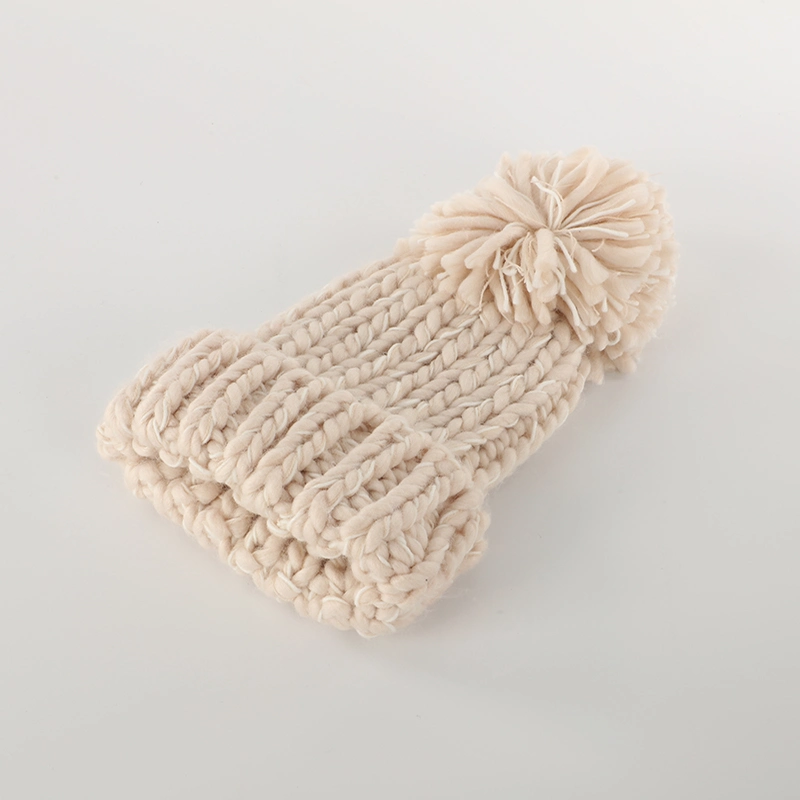 New Design Warm Winter Chunky Knit POM POM Beanie Hat for Women