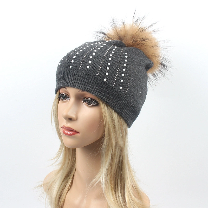 Custom Fashion Knitted Beanie POM POM Hat with Beading