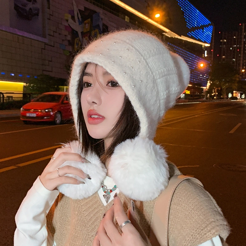 Women&prime;s Winter Thick Knitted Plush Warm Beanie Hat with 3 POM POM, Ear Protection