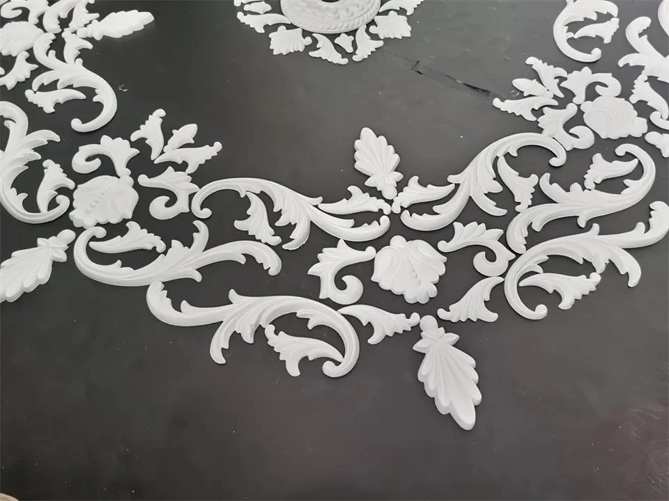 Modern Design Polyurethane Ceiling Veneer Accessories Safe and Eco-Friendly PU Decorative Molding