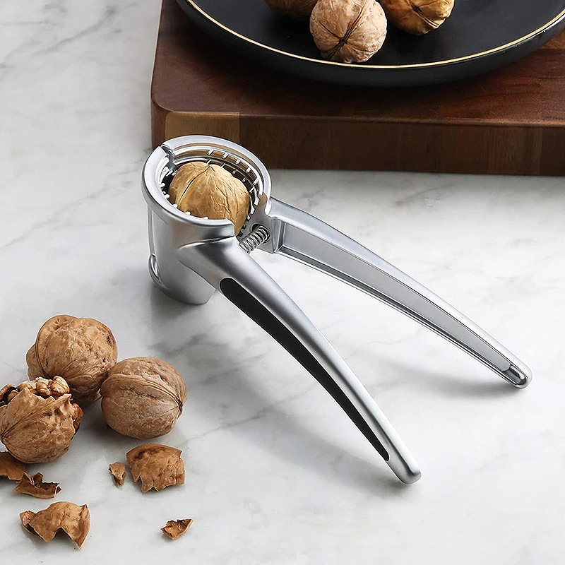 New Design Kitchen Gadgets Almond Walnuts Clip Zinc Alloy Kitchen Nutcracker Nut Cracker Opener Tool Opener for Cracking Nuts