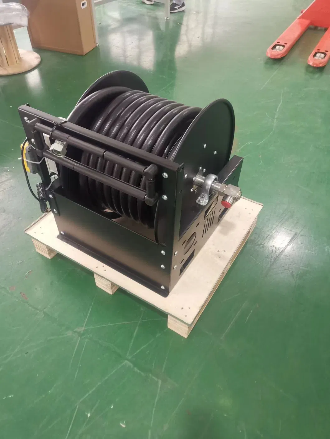 Electric Extension Automatic 24V DC Motorized Driven Cable Reel