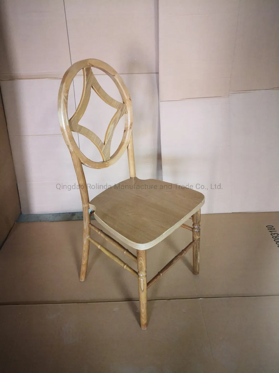 Popular Cheaper Price Powder Coating Commercial Furniture Restaurant Vintage Industrial Stackable Solid Wood Phoenix Round Back Dining Chair