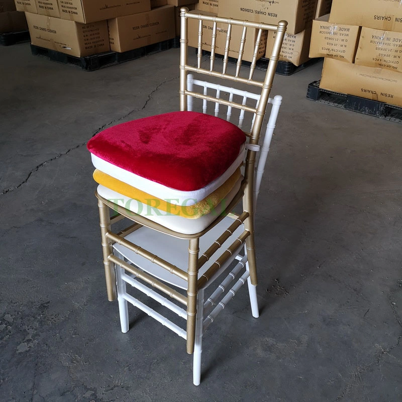 White Color Monobloc PP Plastic Chaise Chiavari Tiffany Chairs