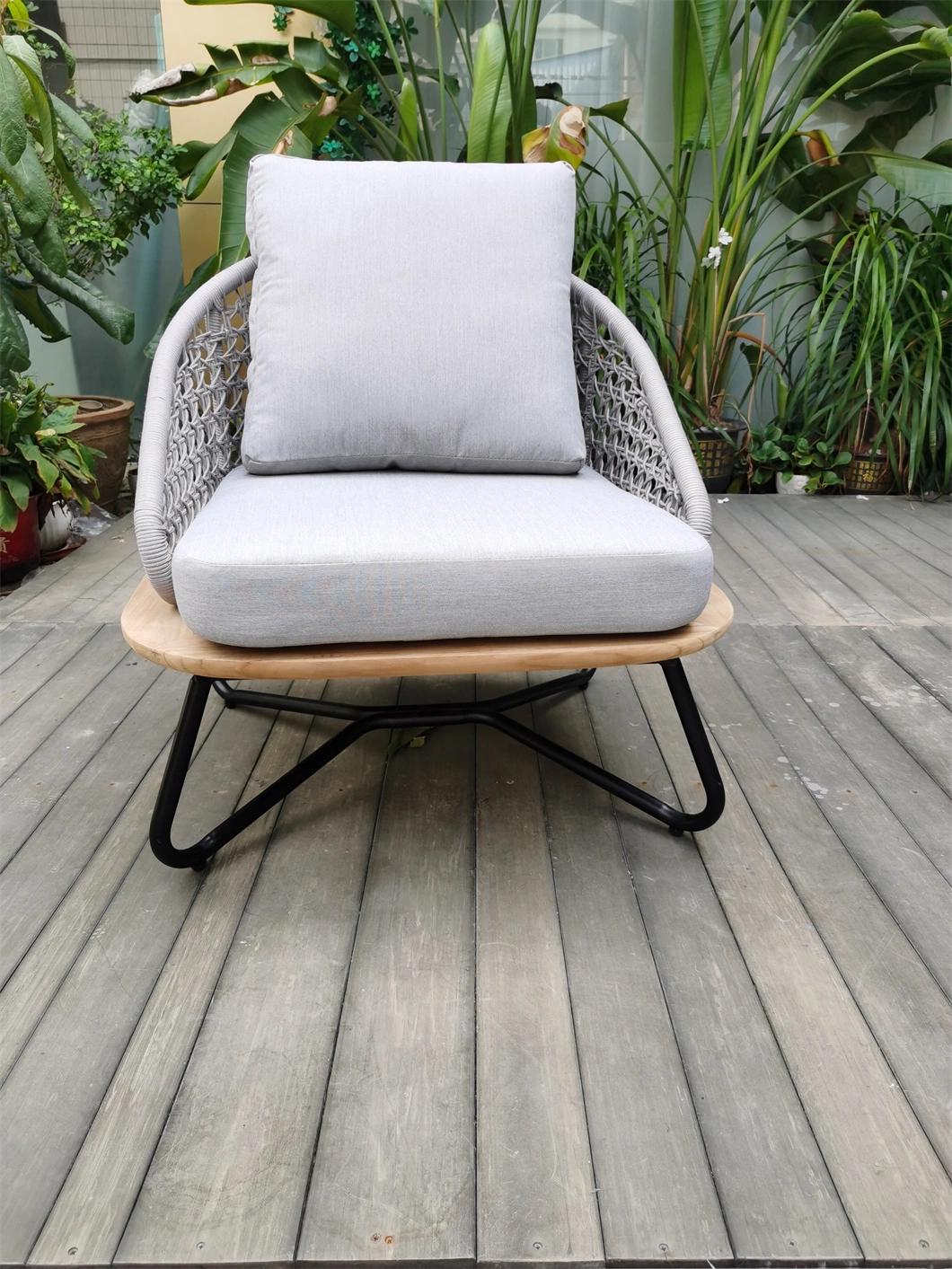 Factory Outdoor Modern Style Wooden White Garden Patio Rattan Furniture Chair