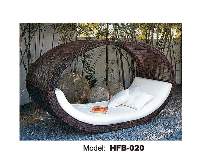 UV-Resistant PE-Rattan Folding Outdoor Beach Sun Lounger Chaise Lounger (TG-JW92)