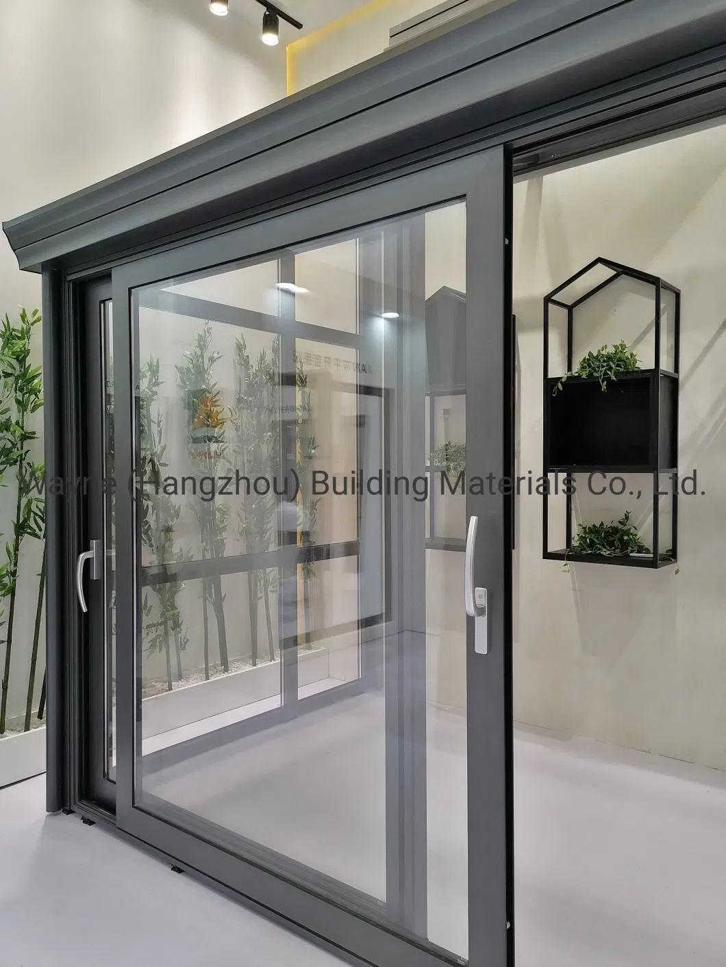 Aluminum Sunroom for Outdoor SPA House with Customized Design and Color Aluminum Frame and Double Glazed Safety Toughened Glass with 5 Years Warranty