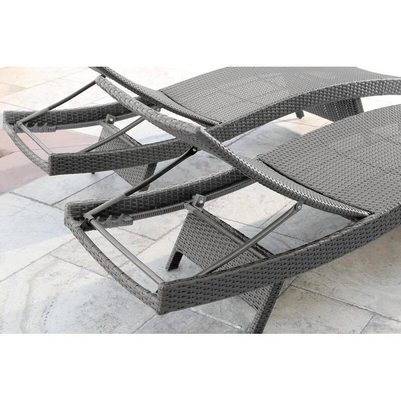 Rattan Garden Loungers Reclining Outdoor Lounge Chairs with Cushion