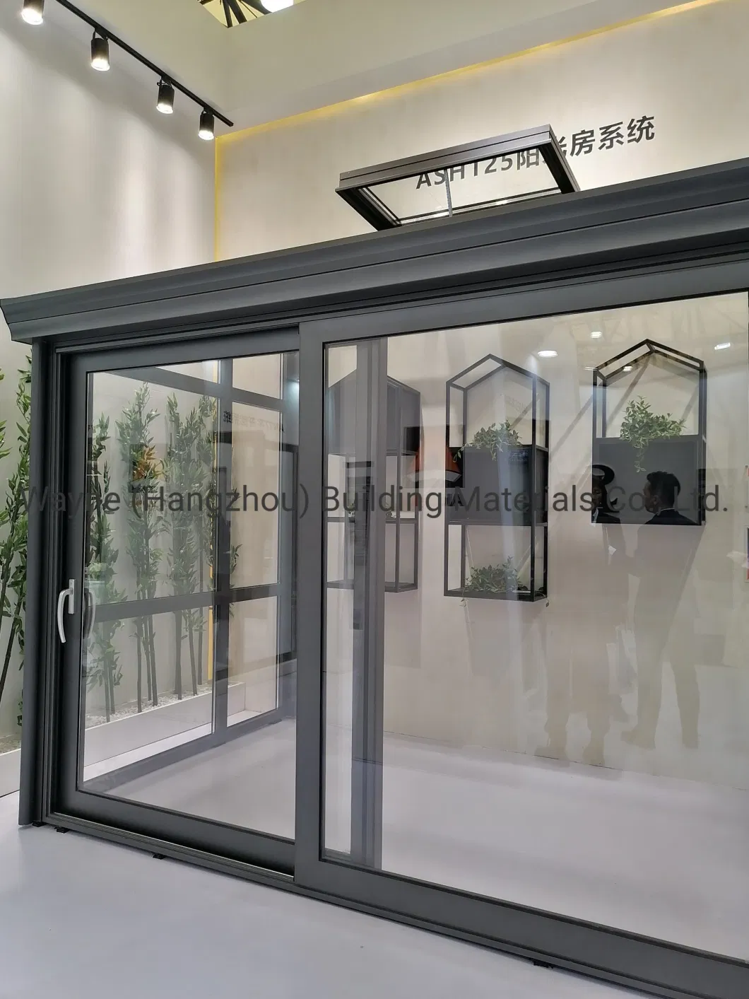 Aluminum Sunroom with Double Glazed Toughened Lowe Glass and Customized Color Aluminum Frame Design for Outdoor Swimming Pool Balcony Garden