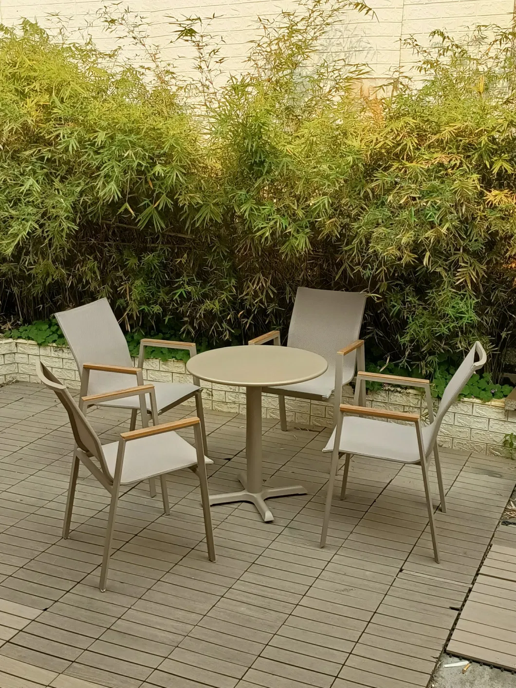 High Quality Morden Outdoor Furniture Hotel Restaurant Patio Garden Sets Dining Table Set Aluminum Rattan Plastic Wood Outdoor Chair