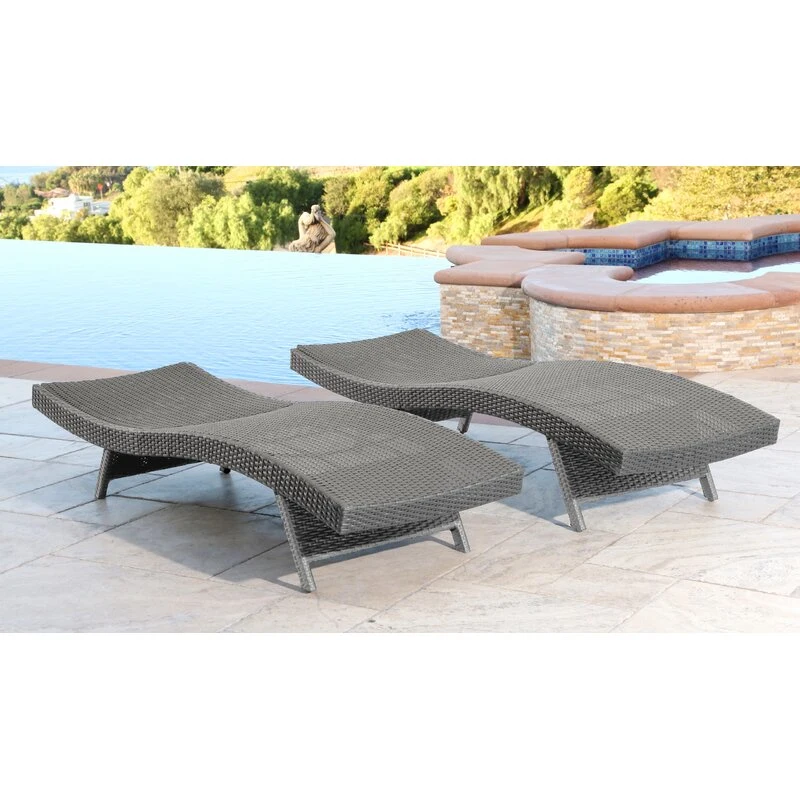 Rattan Garden Loungers Reclining Outdoor Lounge Chairs with Cushion