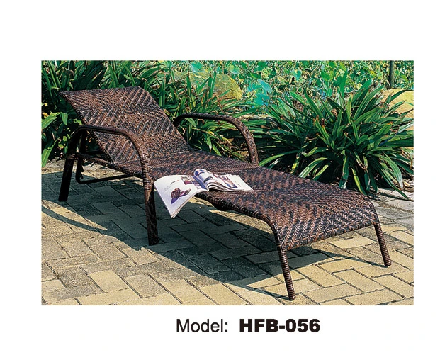 Rattan Outdoor Chaise Lounge/Poolside Coffee Table/Wicker Sun Lounger (TG-JW99)